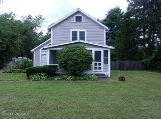 43 Greenfield Ave, Ballston Spa, NY 12020