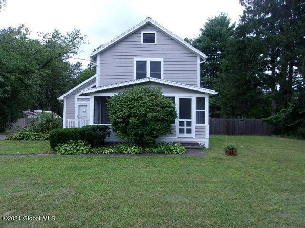 43 Greenfield Avenue, Ballston Spa, NY 12020