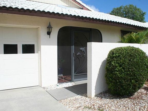 2nd image of 86 Drifting Sands Dr