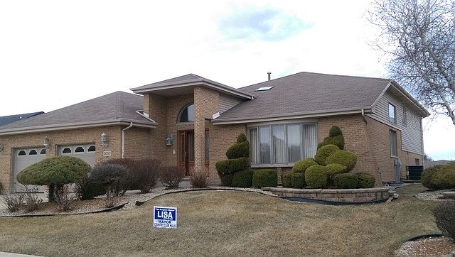1st image of 5050 W 190th Pl