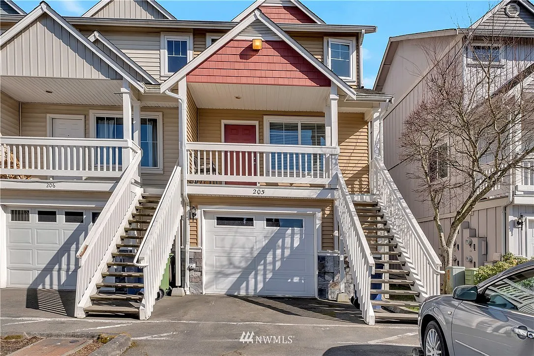 1814 I Street NE #205 photo 1