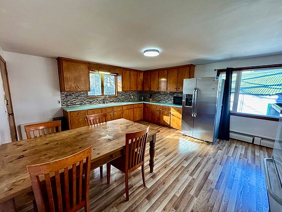 5th image of 156 Nichols Ave #1