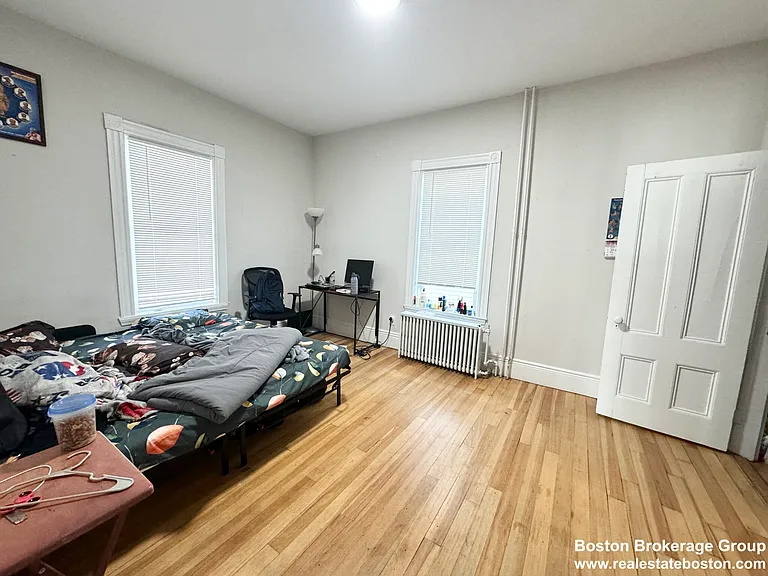 158 Boston St #2 — Photo 5