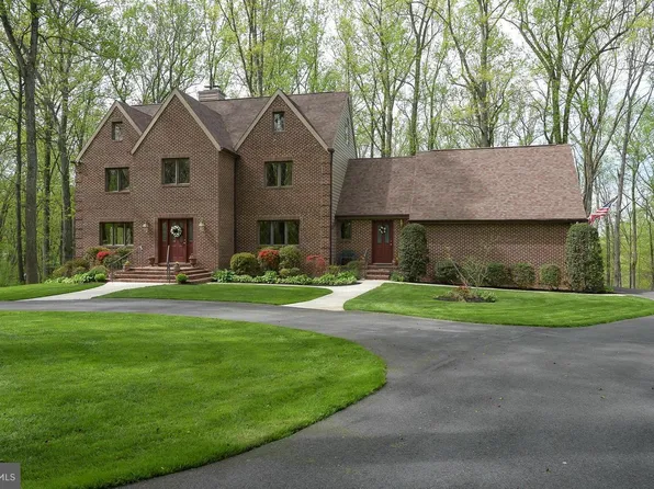 7012 Wellington Dr, Marriottsville, MD 21104