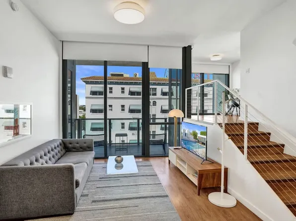 1220 17th St, Miami Beach, FL