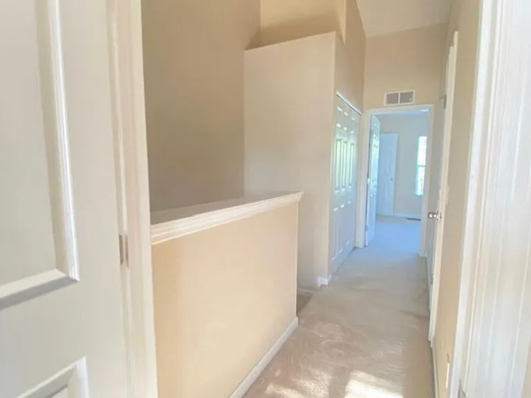 4430 SW 49th Ave — Photo 16