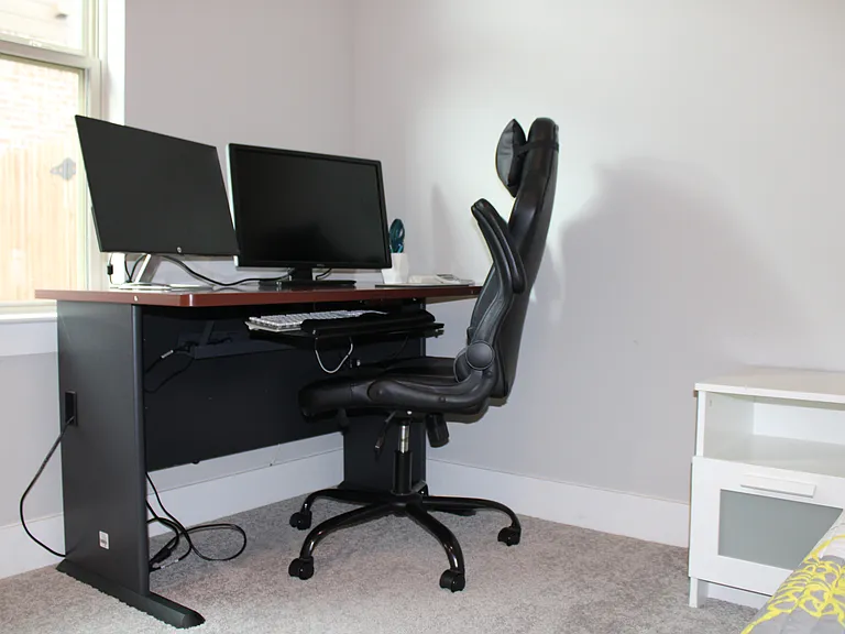 805 Pelican Dr — Photo 2