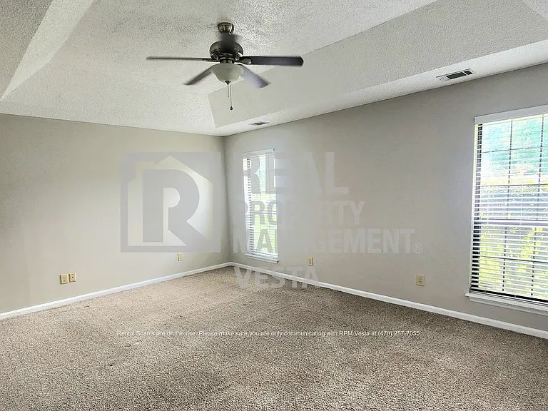 100 Wiley Way — Photo 7