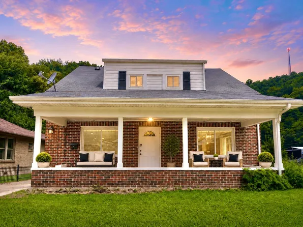 57 Cornelia Ave, Whitesburg, KY 41858