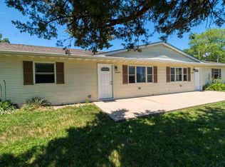 2008 Plainfield Rd, Crest Hill, IL 60403