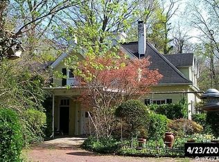 2 Tower Rd, Glen Cove, NY 11542