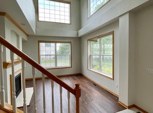 11883 85th Pl N, Maple Grove, MN 55369