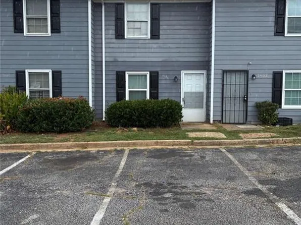 2635 Evans Mill Dr, Lithonia, GA 30058