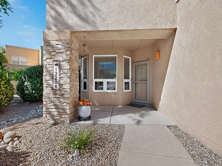 13208 Sentinal Ct NE — Photo 44