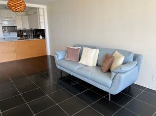 438 Hobron Ln #3311, Honolulu, HI 96815