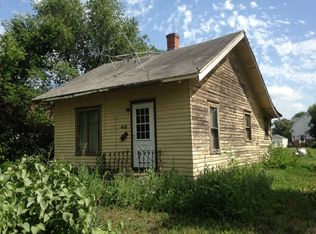 418 W 4th St, Miller, SD 57362