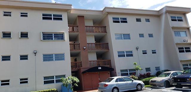 1st image of 410 SE 2nd St APT 225