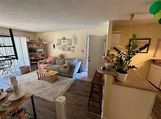 1035 SW 9th St, Gainesville, FL 32601