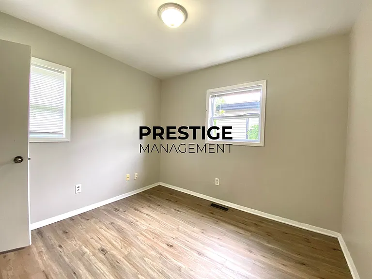 1454 Sherman St — Photo 9