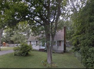 133 Fawcett Ln, Hyannis, MA 02601