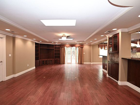4th image of 1532 Cherry Garden Ln
