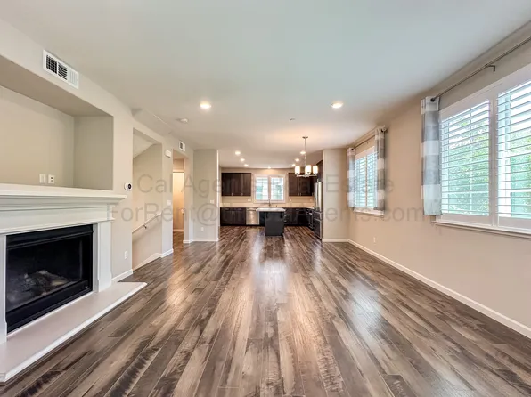 3331 Rosenblatt St, Hayward, CA 94544
