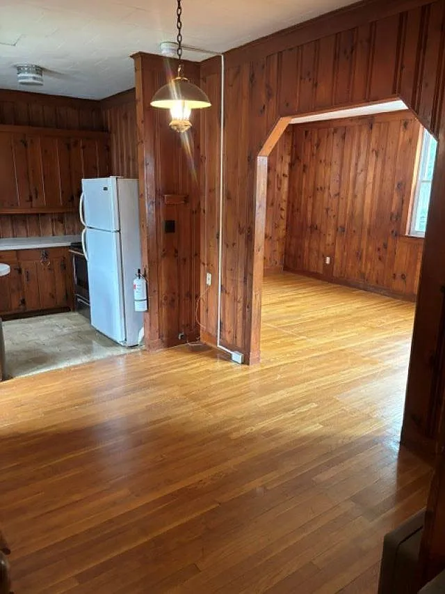 2 bed, 1.0 bath, 960 sqft, $1,395 — Photo 1