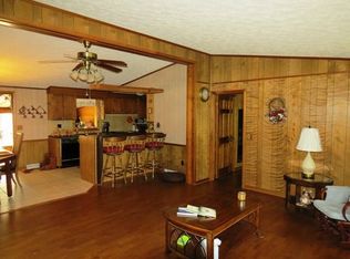 1090 Fisher Farm Rd, Martinsville, VA 24112