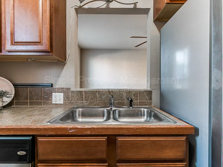 1812 Alameda St #113 — Photo 9