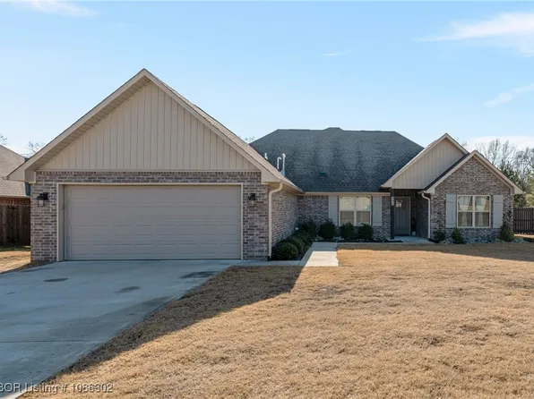 906 Mourning Dove Way, Barling, AR 72923