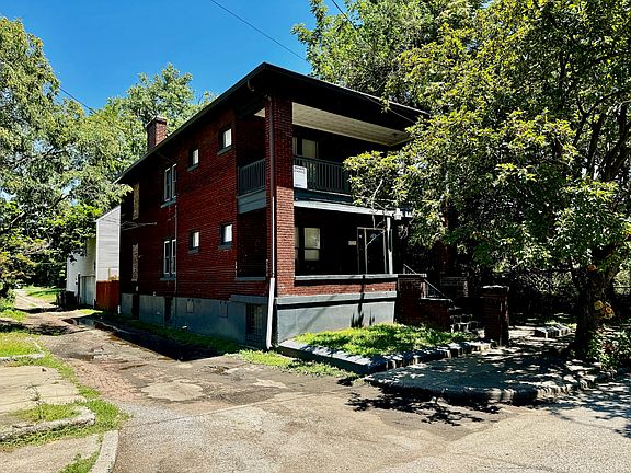 4th image of 313 E Ormsby Ave APT 2