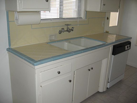 3rd image of 2234 Penmar Ave APT A