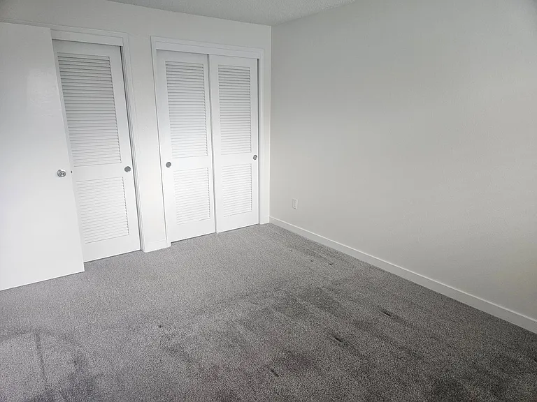 Unionaire Apartments — Photo 11