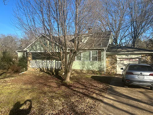 390 Fawn Dr Photo 1