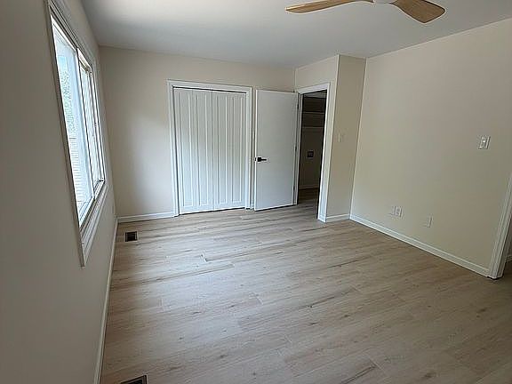 4th image of 205 S Academy St APT 2