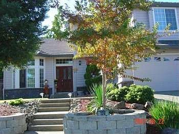 2nd image of 124 Landrum Cir