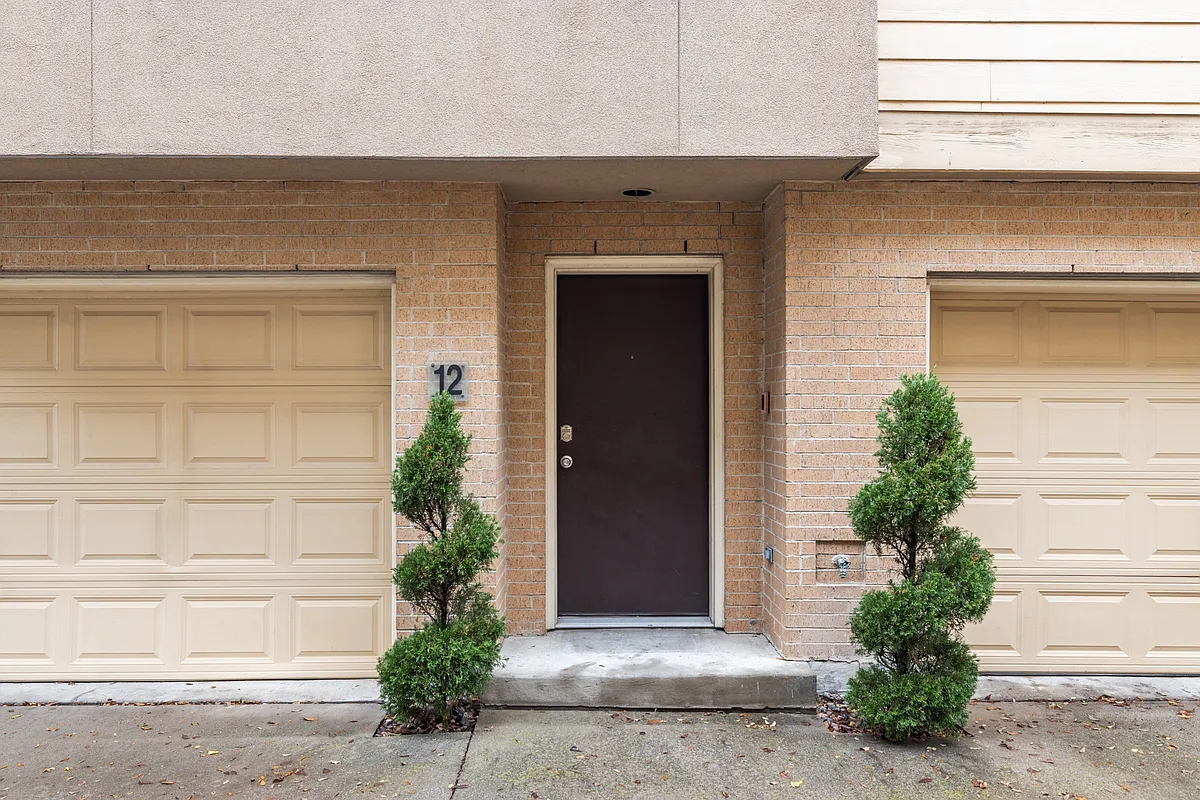 Building Photo - 4050 McKinney Ave #12