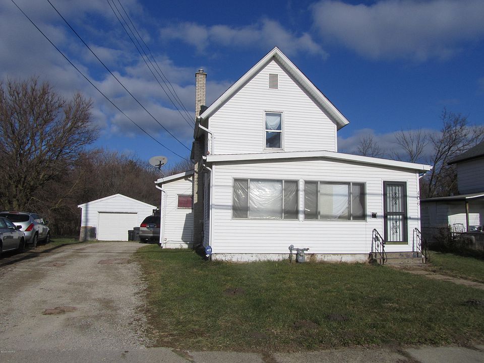 1st image of 406 Hamblin Ave W
