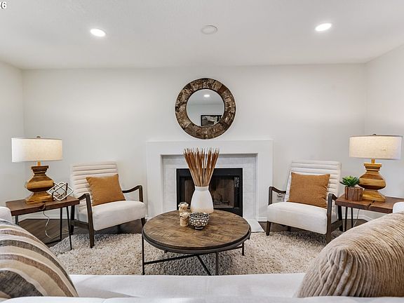 5th image of 8885 SW 76th Pl