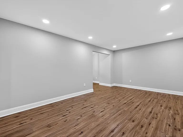 1392 Stokes Rd — Photo 29