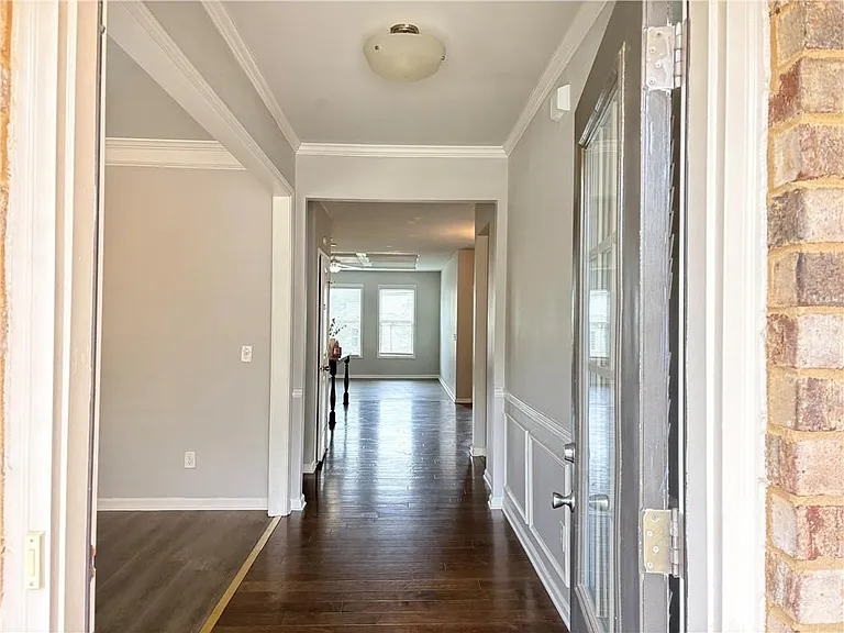 2418 Ivy Meadow Ln — Photo 2