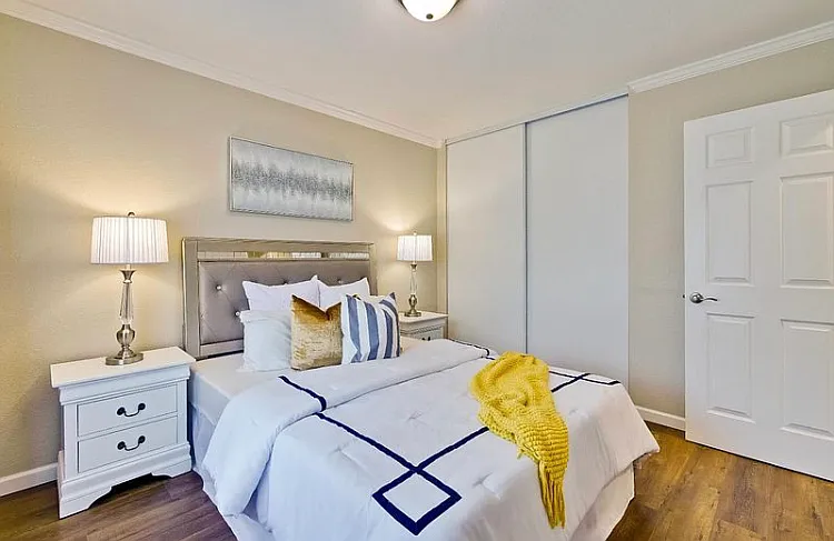 2474 Clear Spring Ct — Photo 16