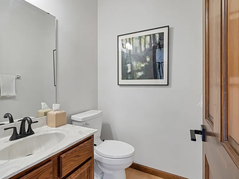 908 Burn Oak Dr — Photo 33