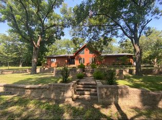 2245 25000th Rd, Parsons, KS 67357