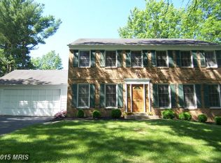 22 Old Creek Ct, Rockville, MD 20854
