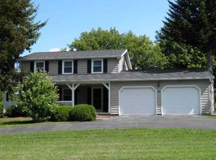 23 Tudor Rd, Brockport, NY 14420