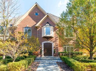 930 Gage Ln, Lake Forest, IL