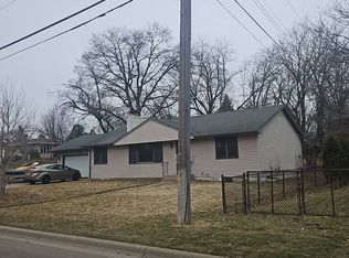 2609 34th Ave NE, Saint Anthony, MN 55418