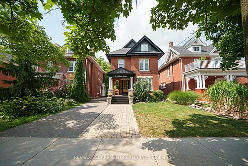 8 William St Photo 1