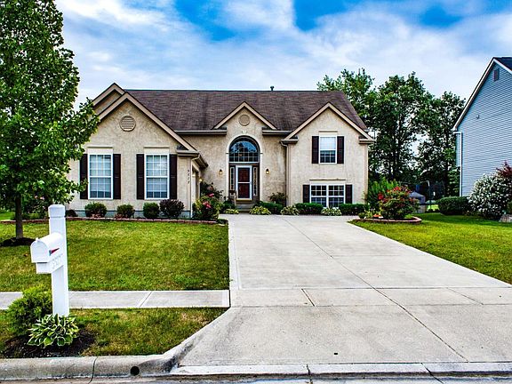 2nd image of 5513 Larkshire Ct